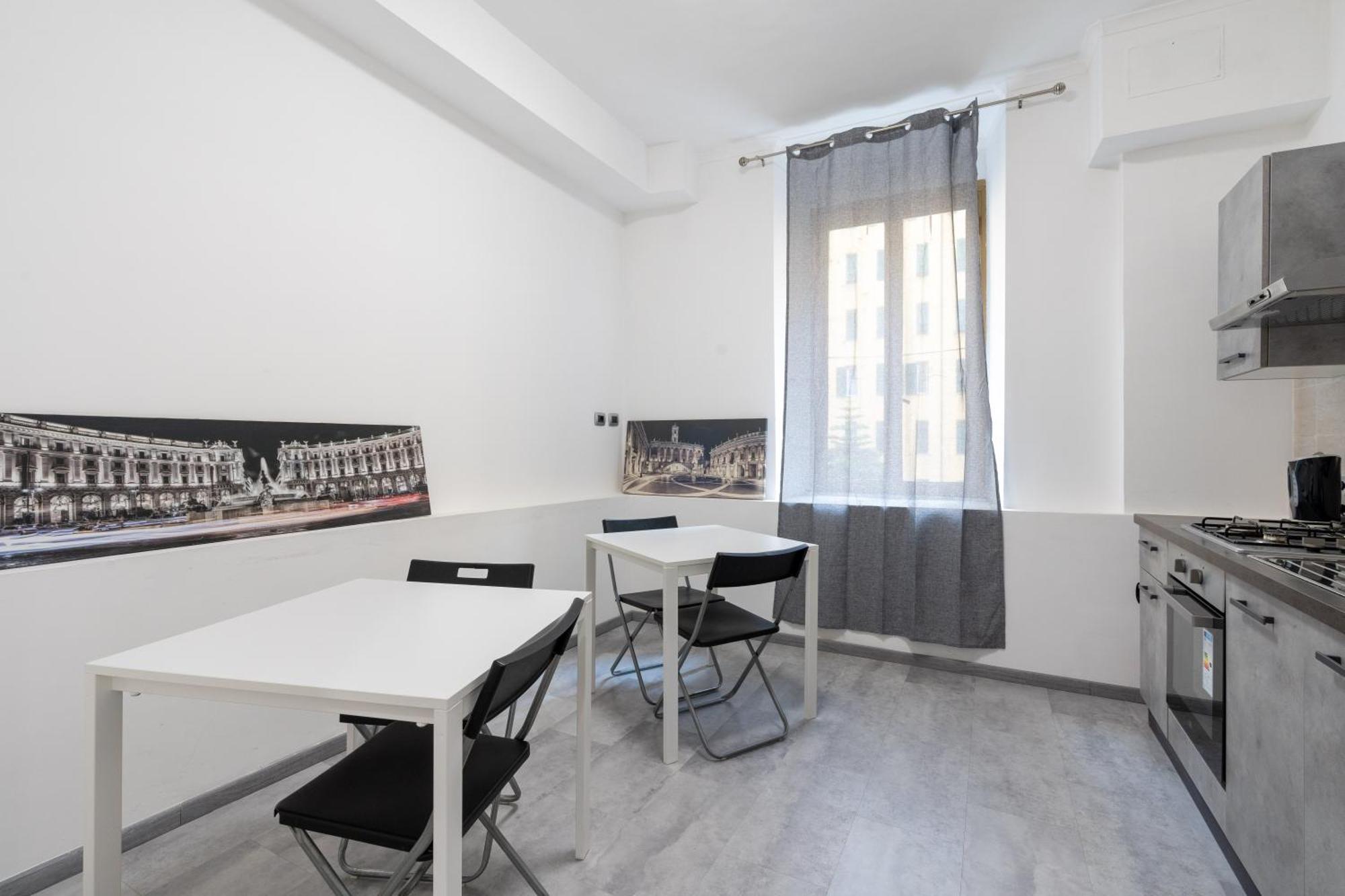 Amazing Apartment Near To Colosseo And Subway, Rome